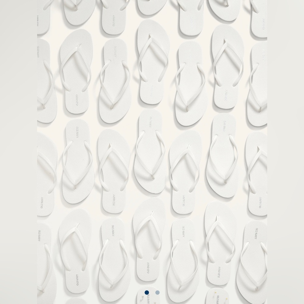 Old Navy BULK White Flip Flops (15 pairs)